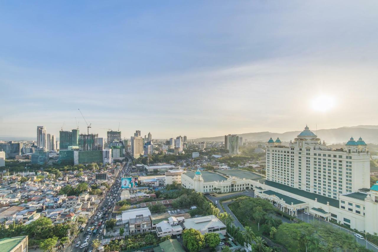 Free Netflix Condo Near It Park With 32-Inch Samsung Hdtv Cebu Exterior photo